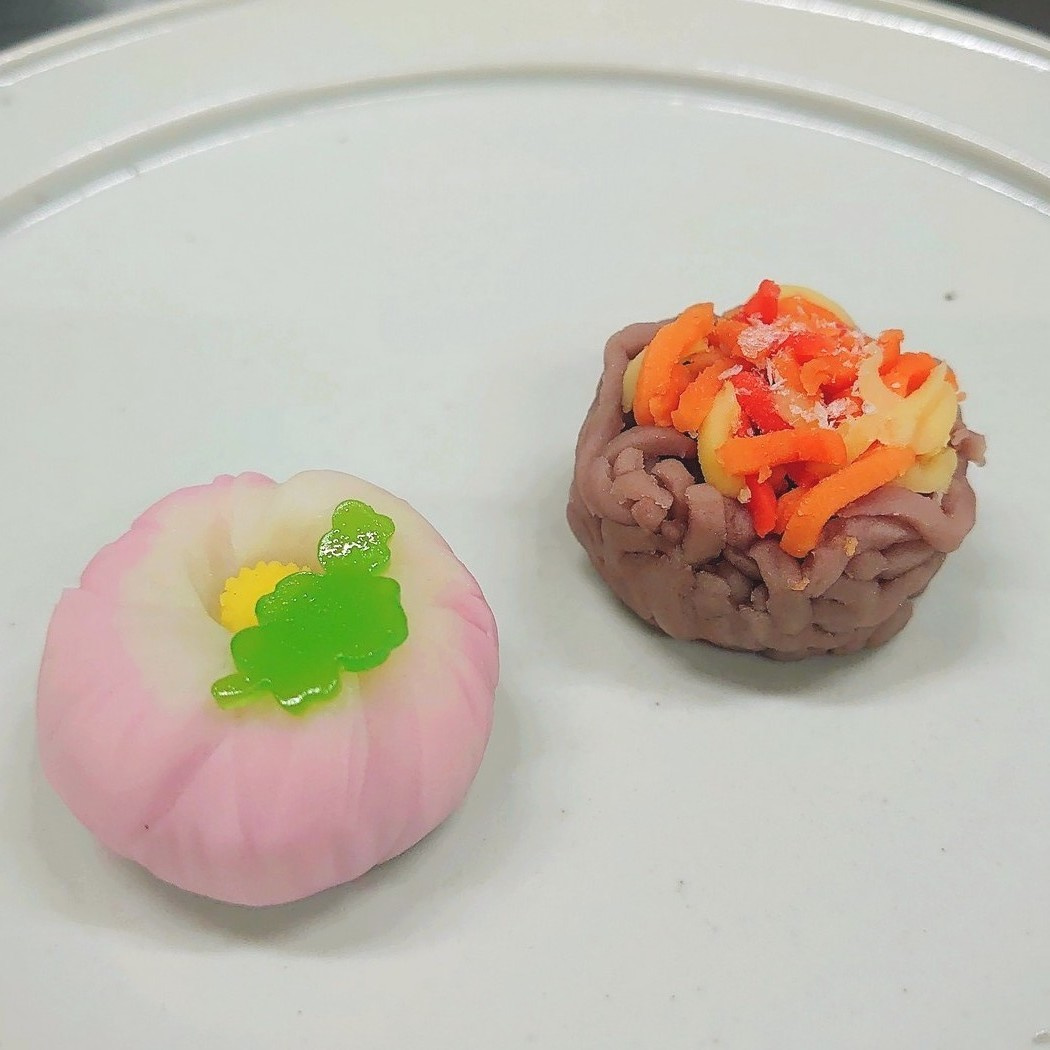 斗々庵二俣屋 季節の主菓子 姫菊 / 深山路
