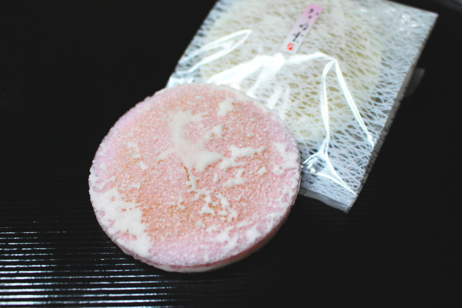 斗々庵二俣屋 かさね雲
